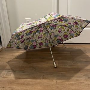 Women’s Vera Bradley umbrella